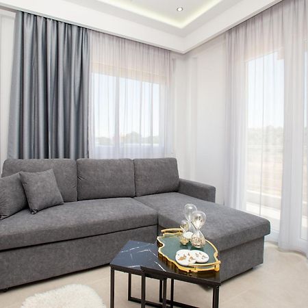 Marane Luxury Suites نيا موذانيا المظهر الخارجي الصورة