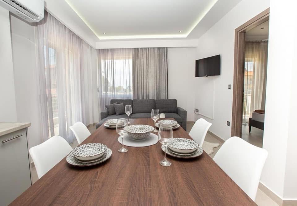 Marane Luxury Suites نيا موذانيا المظهر الخارجي الصورة